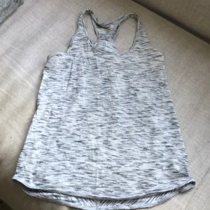 Lululemon Essential tank, 6